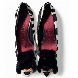 Black and white Burberry shoes for sale in size 6 for sale.